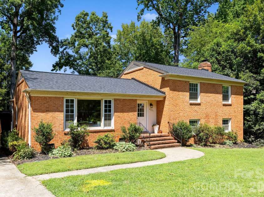 4021 Rutherford Drive, Charlotte, NC 28210.  MLS# CAR4420020, YatesRealty ID 49624. 