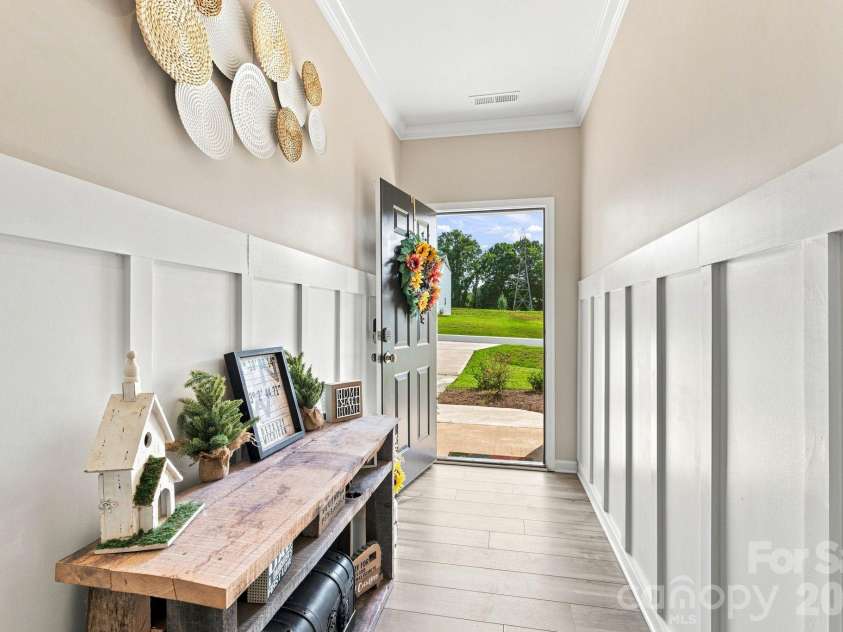 133 Stone Hollow Road, Lexington, NC 27295.  MLS# CAR4414561, YatesRealty ID 49625. 