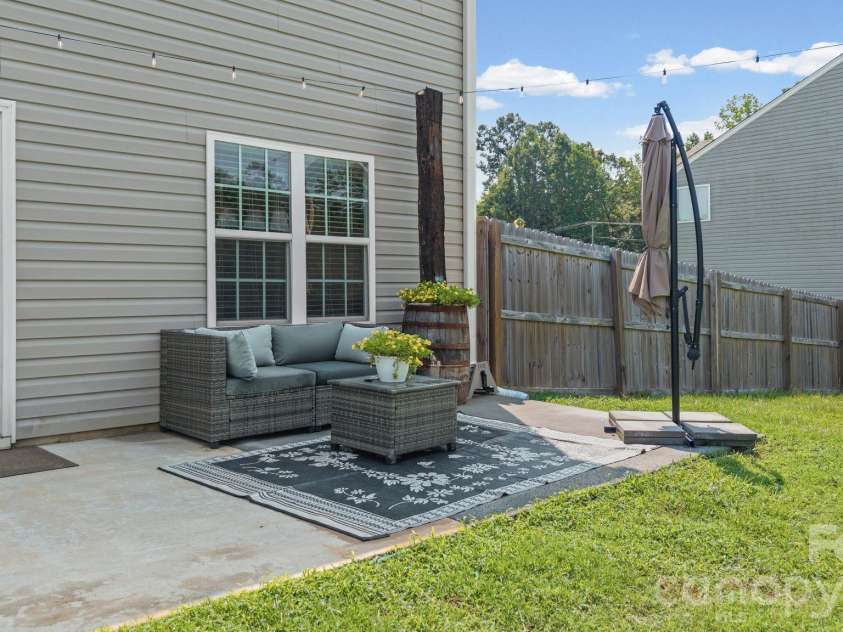 133 Stone Hollow Road, Lexington, NC 27295.  MLS# CAR4414561, YatesRealty ID 49625. 