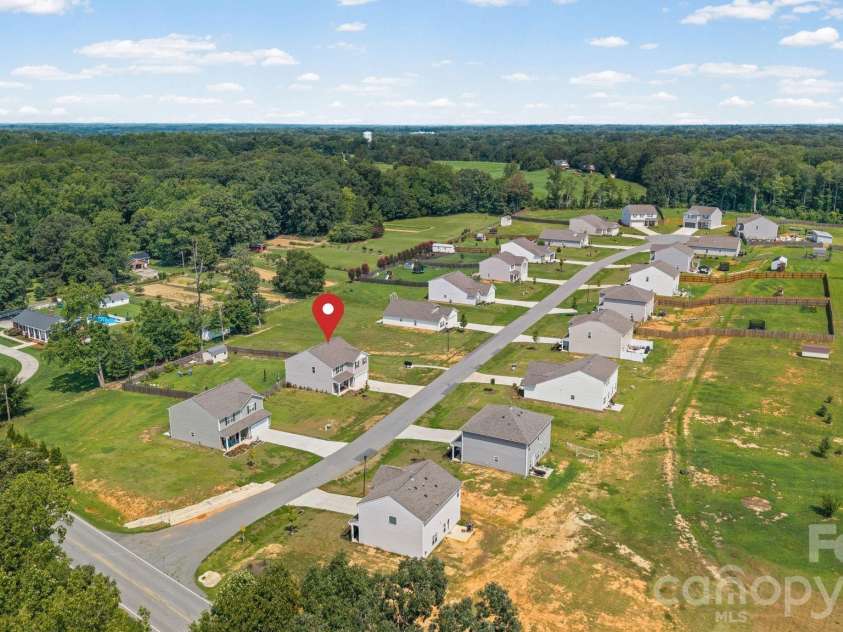 133 Stone Hollow Road, Lexington, NC 27295.  MLS# CAR4414561, YatesRealty ID 49625. 