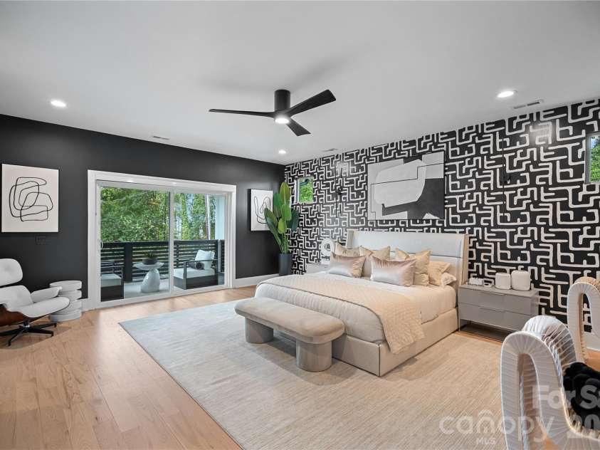 2200 Parson Street, Charlotte, NC 28205.  MLS# CAR4407491, YatesRealty ID 49626. 