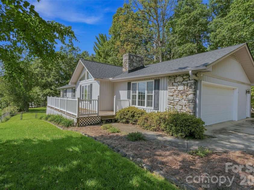30 Morning Glory Lane, Weaverville, NC 28787.  MLS# CAR4423008, YatesRealty ID 49627. 