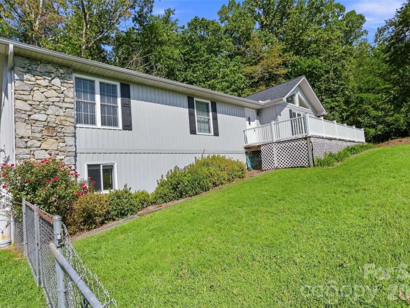 30 Morning Glory Lane, Weaverville, NC 28787.  MLS# CAR4423008, YatesRealty ID 49627. 