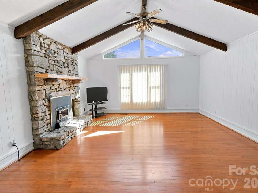 30 Morning Glory Lane, Weaverville, NC 28787.  MLS# CAR4423008, YatesRealty ID 49627. 