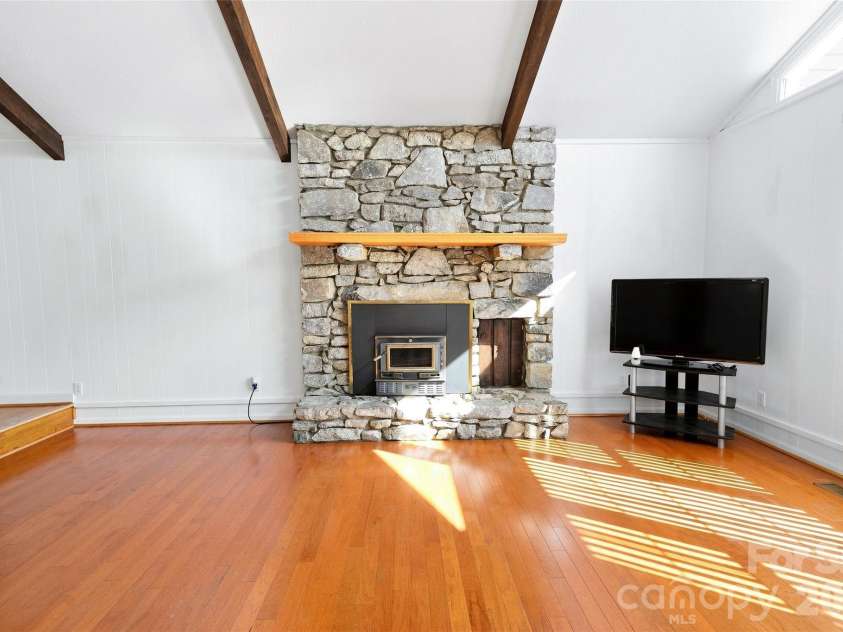 30 Morning Glory Lane, Weaverville, NC 28787.  MLS# CAR4423008, YatesRealty ID 49627. 