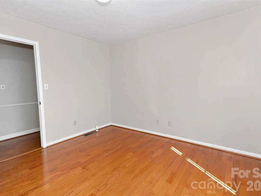 30 Morning Glory Lane, Weaverville, NC 28787.  MLS# CAR4423008, YatesRealty ID 49627. 