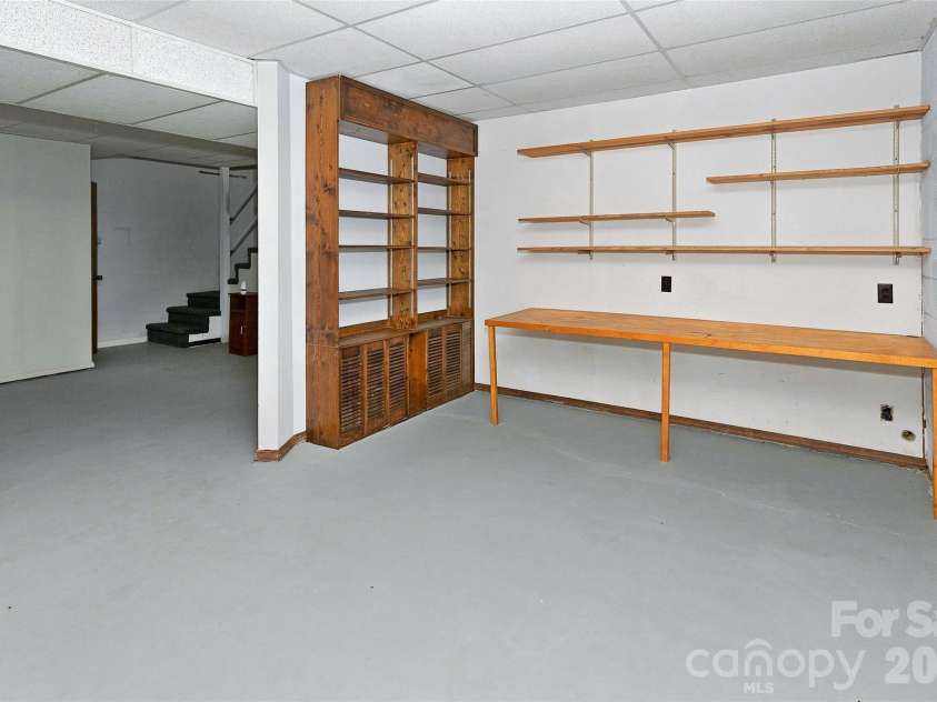30 Morning Glory Lane, Weaverville, NC 28787.  MLS# CAR4423008, YatesRealty ID 49627. 