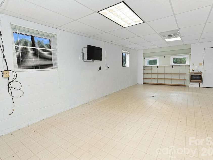 30 Morning Glory Lane, Weaverville, NC 28787.  MLS# CAR4423008, YatesRealty ID 49627. 