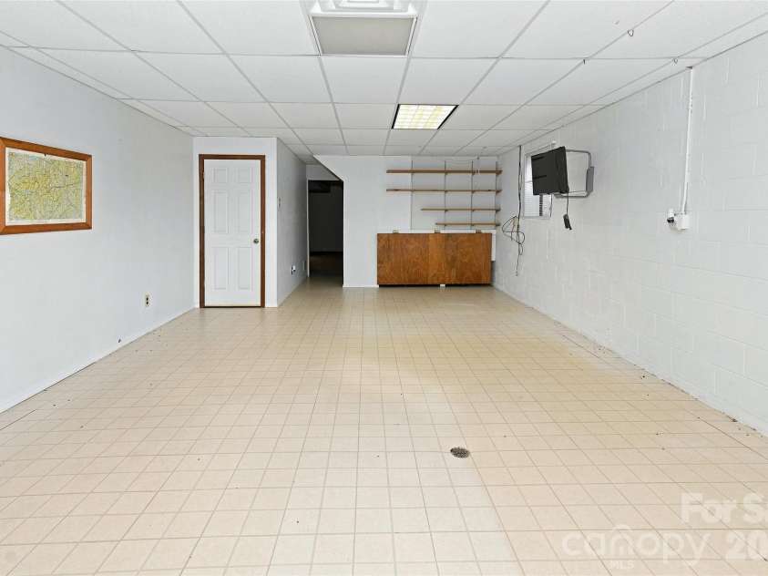 30 Morning Glory Lane, Weaverville, NC 28787.  MLS# CAR4423008, YatesRealty ID 49627. 