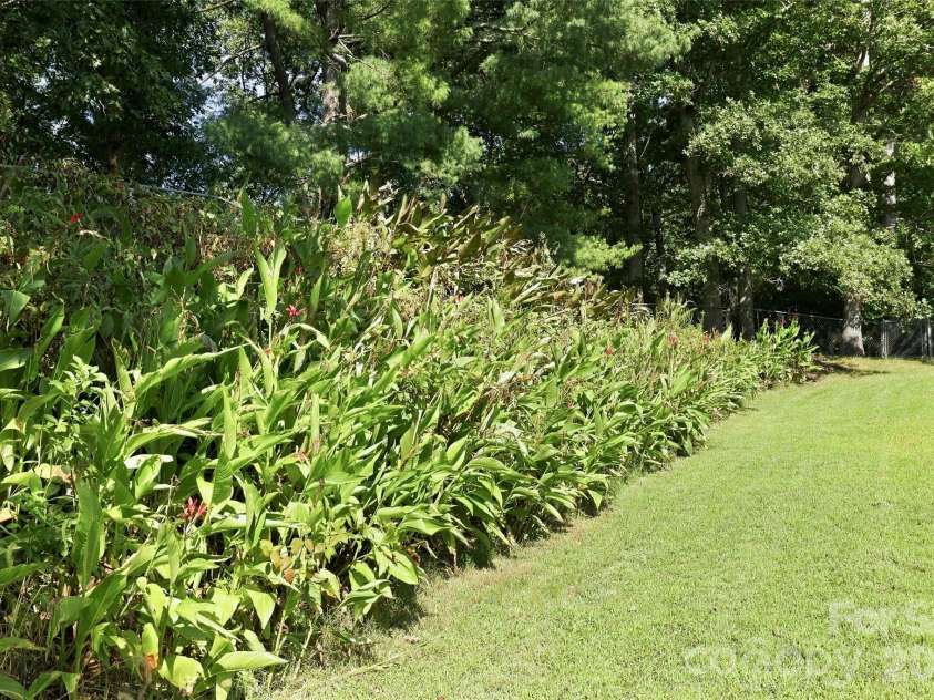 30 Morning Glory Lane, Weaverville, NC 28787.  MLS# CAR4423008, YatesRealty ID 49627. 