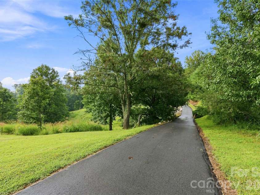 30 Morning Glory Lane, Weaverville, NC 28787.  MLS# CAR4423008, YatesRealty ID 49627. 