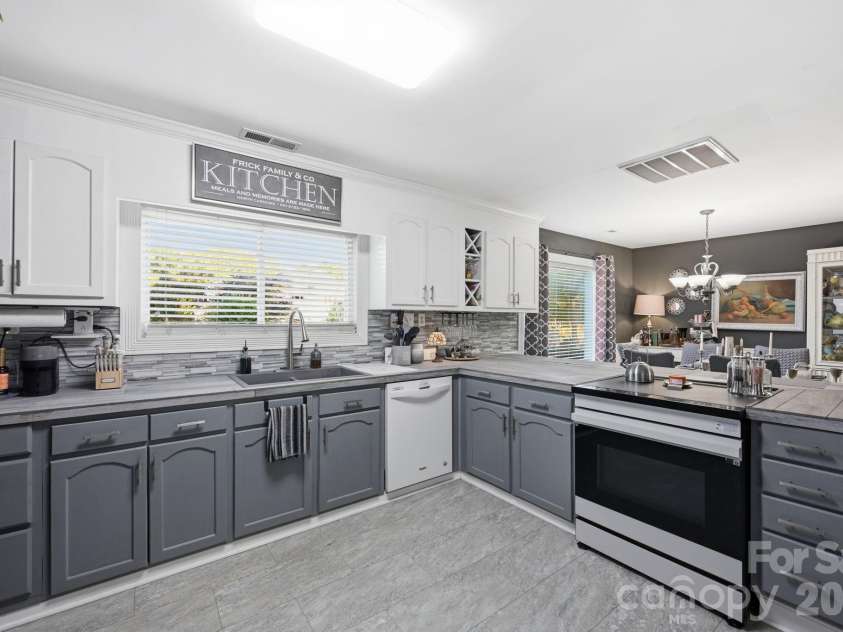 4420 Tucker Road, Belmont, NC 28012.  MLS# CAR4398600, YatesRealty ID 49629. 