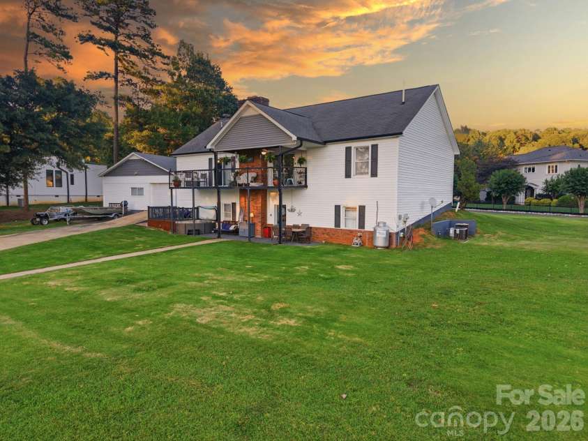 4420 Tucker Road, Belmont, NC 28012.  MLS# CAR4398600, YatesRealty ID 49629. 
