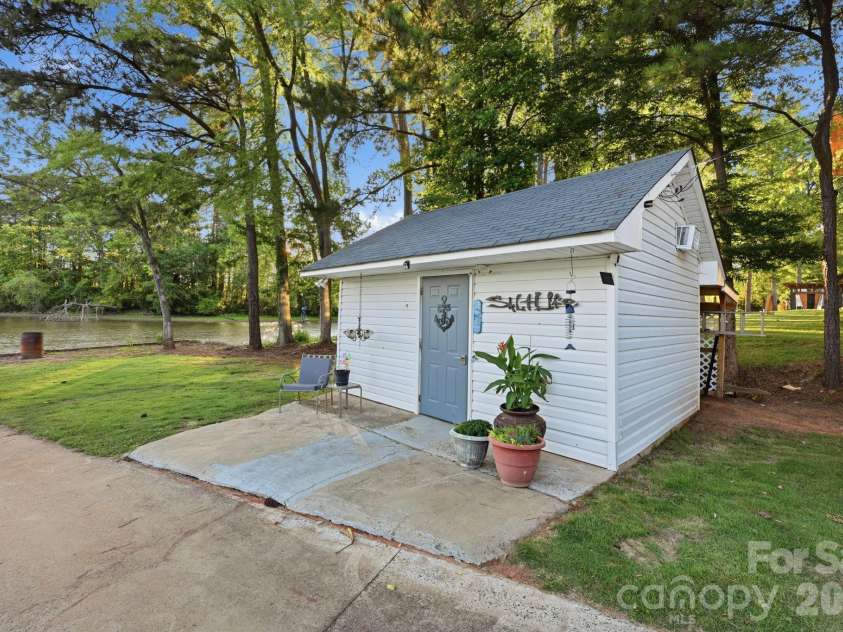 4420 Tucker Road, Belmont, NC 28012.  MLS# CAR4398600, YatesRealty ID 49629. 