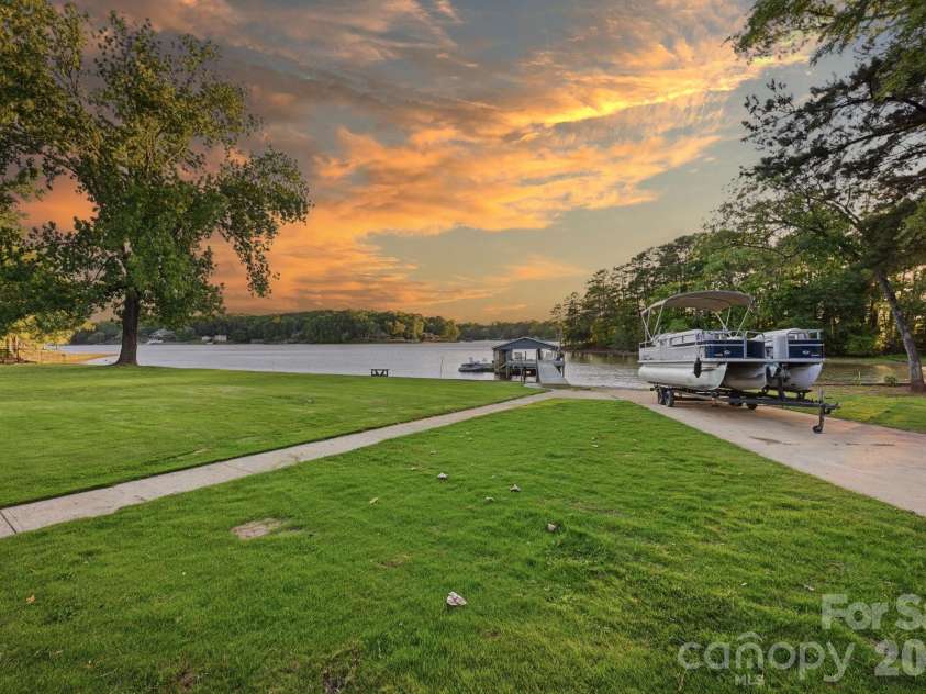 4420 Tucker Road, Belmont, NC 28012.  MLS# CAR4398600, YatesRealty ID 49629. Boat Ramp