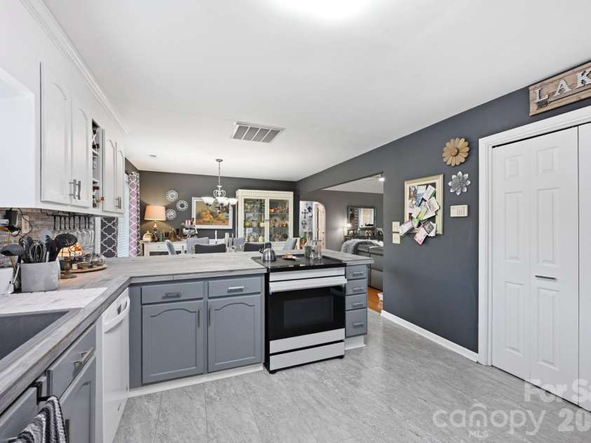 4420 Tucker Road, Belmont, NC 28012.  MLS# CAR4398600, YatesRealty ID 49629. Fully Updated