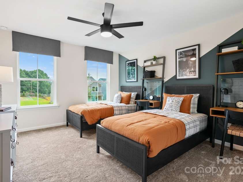 5220 Hatcher Creek Road, Charlotte, NC 28215.  MLS# CAR4228384, YatesRealty ID 4963. Photo Representation