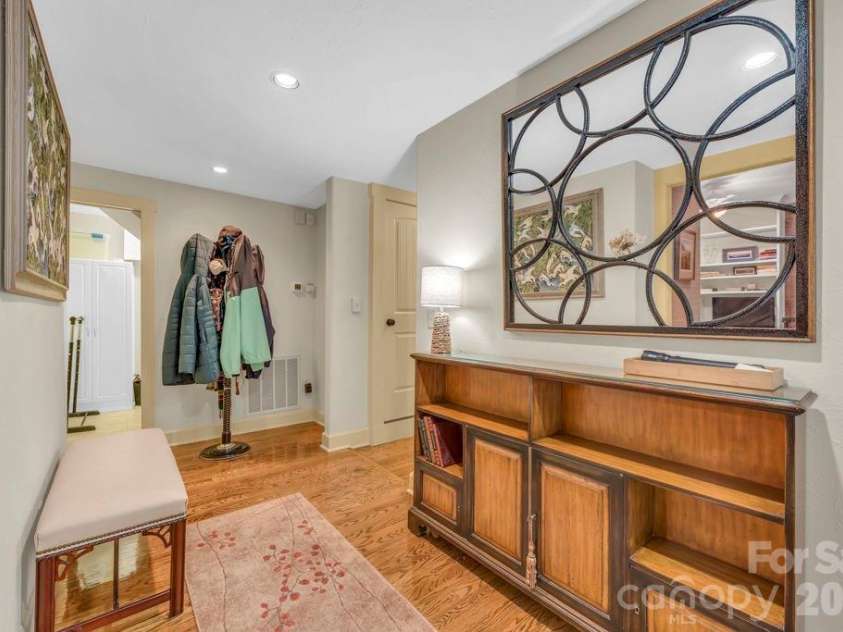 241 Wonderland Trail, Blowing Rock, NC 28605.  MLS# CAR4422812, YatesRealty ID 49630. 