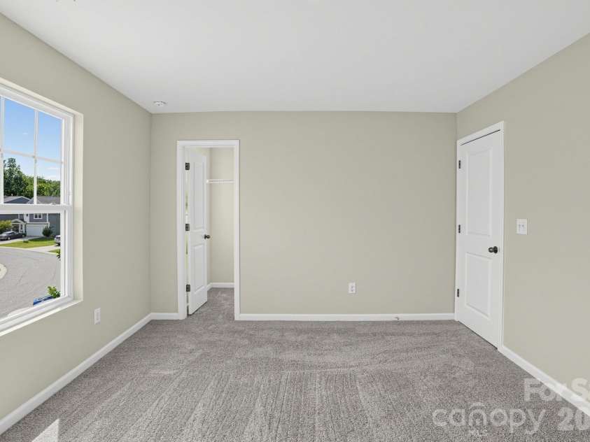 3152 Treyson Drive, Denver, NC 28037.  MLS# CAR4422697, YatesRealty ID 49632. 
