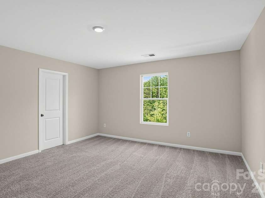 3152 Treyson Drive, Denver, NC 28037.  MLS# CAR4422697, YatesRealty ID 49632. 
