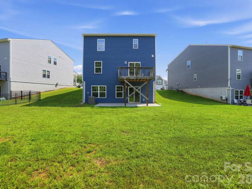 3152 Treyson Drive, Denver, NC 28037.  MLS# CAR4422697, YatesRealty ID 49632. 