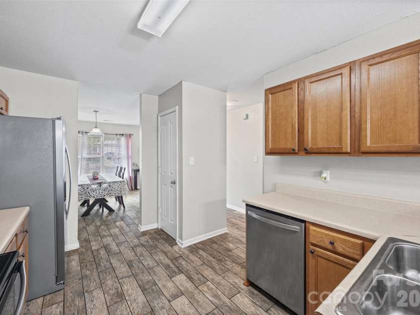 841 Brunswick Drive, Rock Hill, SC 29730.  MLS# CAR4422548, YatesRealty ID 49637. 