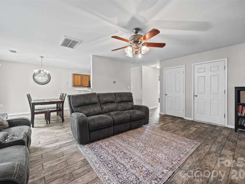 841 Brunswick Drive, Rock Hill, SC 29730.  MLS# CAR4422548, YatesRealty ID 49637. 