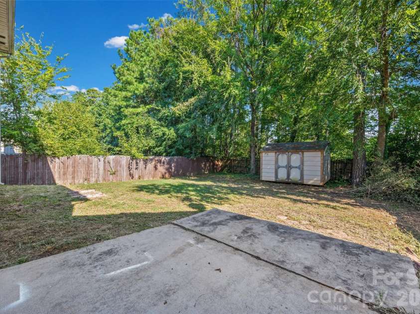 841 Brunswick Drive, Rock Hill, SC 29730.  MLS# CAR4422548, YatesRealty ID 49637. 