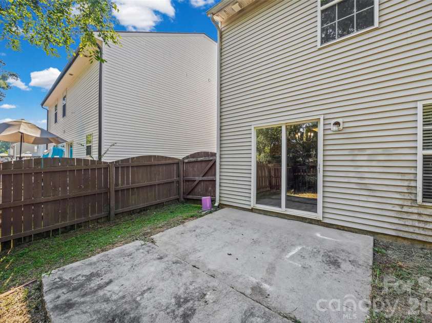 841 Brunswick Drive, Rock Hill, SC 29730.  MLS# CAR4422548, YatesRealty ID 49637. 