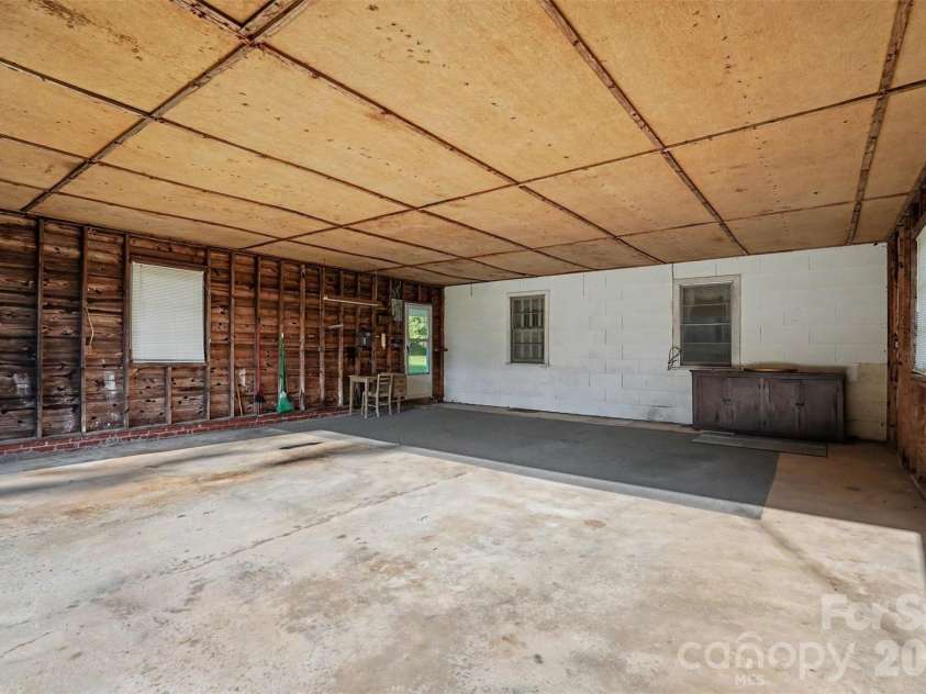 968 Hampton Grace Avenue, Lancaster, SC 29720.  MLS# CAR4422120, YatesRealty ID 49639. 
