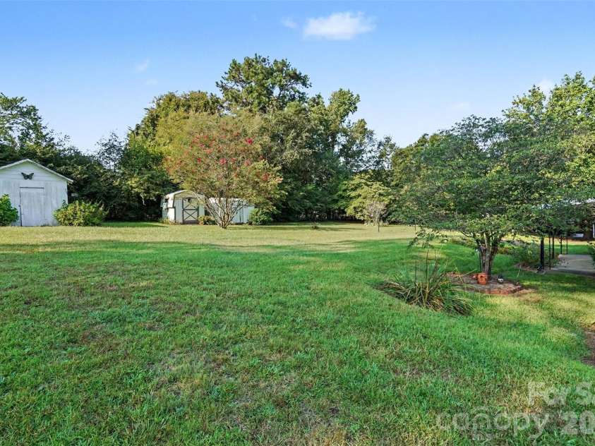 968 Hampton Grace Avenue, Lancaster, SC 29720.  MLS# CAR4422120, YatesRealty ID 49639. 