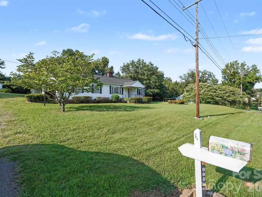 968 Hampton Grace Avenue, Lancaster, SC 29720.  MLS# CAR4422120, YatesRealty ID 49639. 