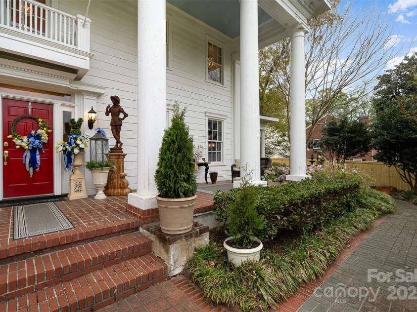 1313 York Road, Gastonia, NC 28052.  MLS# CAR4238759, YatesRealty ID 4964. 