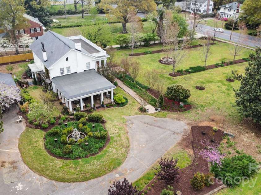 1313 York Road, Gastonia, NC 28052.  MLS# CAR4238759, YatesRealty ID 4964. 