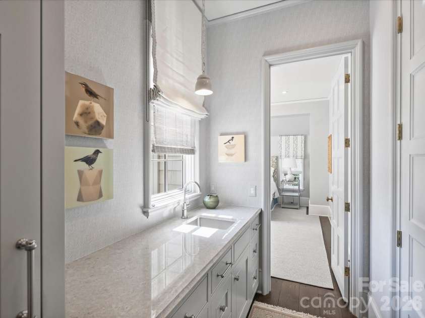 2414 Forest Drive, Charlotte, NC 28211.  MLS# CAR4420564, YatesRealty ID 49641. Guest suite has refrigerator and sink
