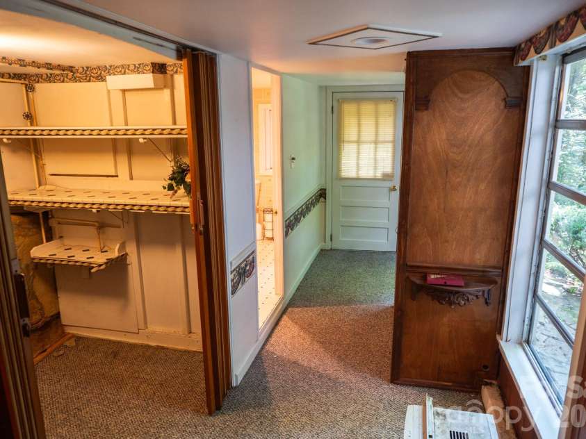 104 Ash Drive, Maggie Valley, NC 28751.  MLS# CAR4402926, YatesRealty ID 49642. Basement