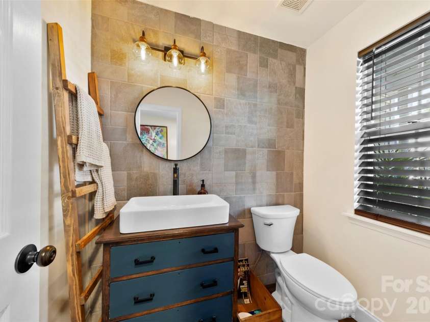11532 Delores Ferguson Lane, Charlotte, NC 28277.  MLS# CAR4422595, YatesRealty ID 49643. 