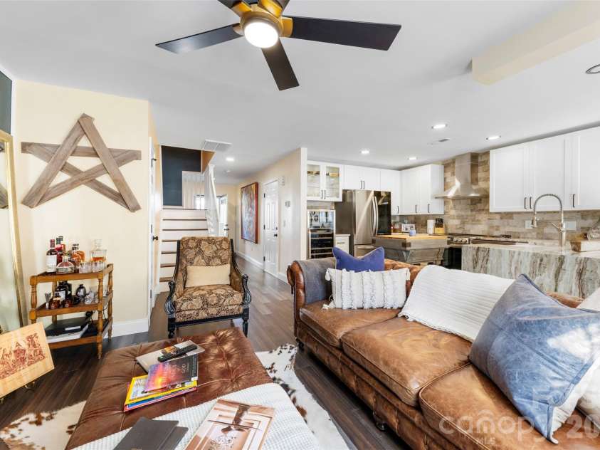 11532 Delores Ferguson Lane, Charlotte, NC 28277.  MLS# CAR4422595, YatesRealty ID 49643. 