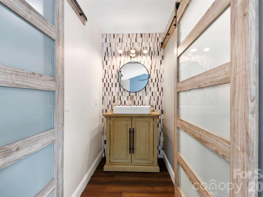 11532 Delores Ferguson Lane, Charlotte, NC 28277.  MLS# CAR4422595, YatesRealty ID 49643. 