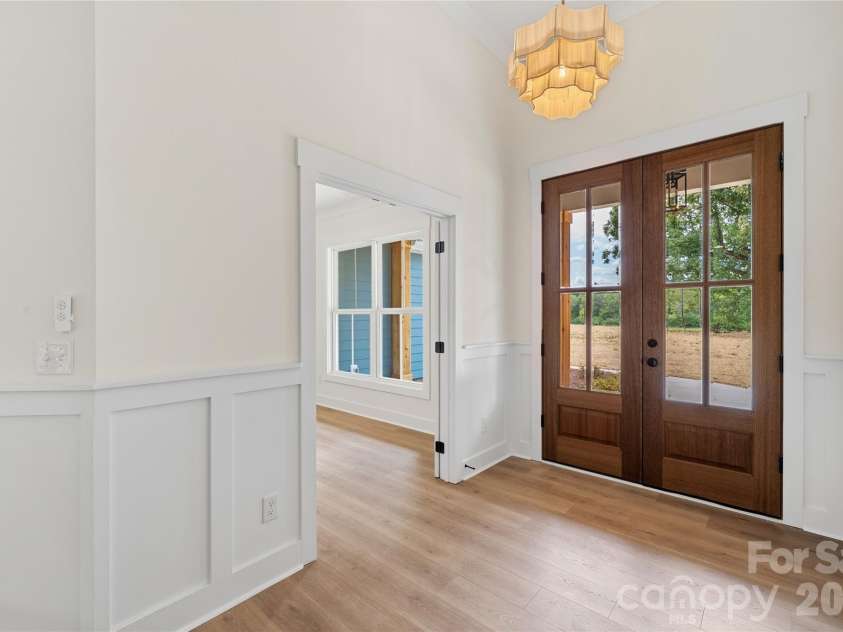 1905 Snyders store Road, Wingate, NC 28174.  MLS# CAR4422318, YatesRealty ID 49645. Foyer