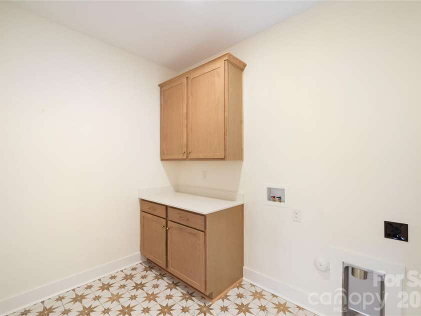 1925 Snyders store Road, Wingate, NC 28174.  MLS# CAR4422076, YatesRealty ID 49646. Laundry Room