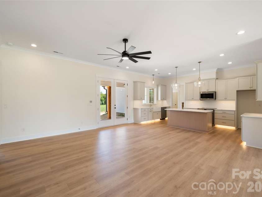 1925 Snyders store Road, Wingate, NC 28174.  MLS# CAR4422076, YatesRealty ID 49646. Living room