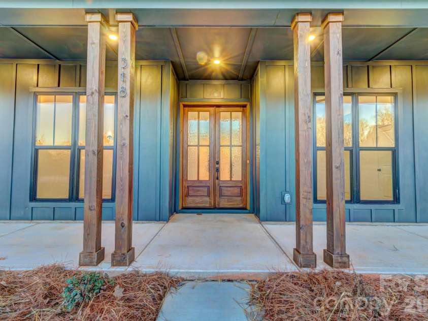 318 Harbor View Drive, Cherryville, NC 28021.  MLS# CAR4337982, YatesRealty ID 4965. 