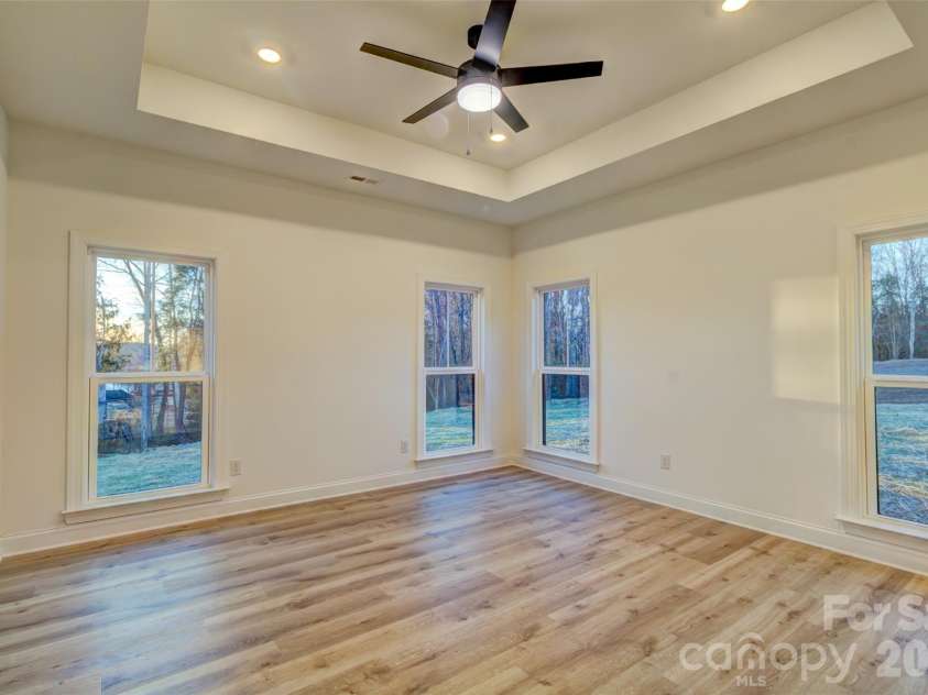 318 Harbor View Drive, Cherryville, NC 28021.  MLS# CAR4337982, YatesRealty ID 4965. 