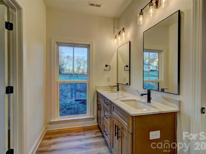 318 Harbor View Drive, Cherryville, NC 28021.  MLS# CAR4337982, YatesRealty ID 4965. 