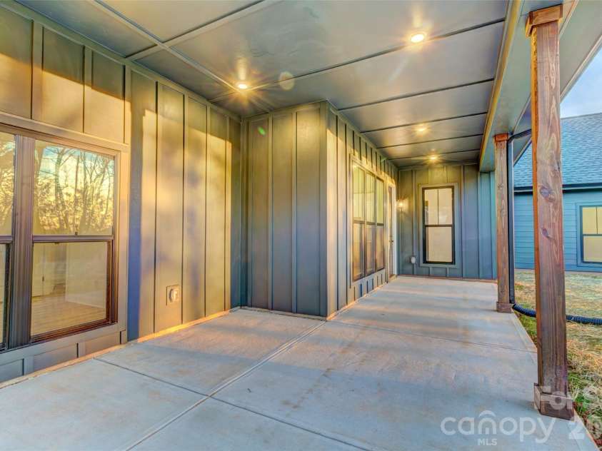 318 Harbor View Drive, Cherryville, NC 28021.  MLS# CAR4337982, YatesRealty ID 4965. 