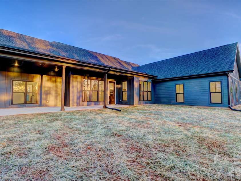 318 Harbor View Drive, Cherryville, NC 28021.  MLS# CAR4337982, YatesRealty ID 4965. 