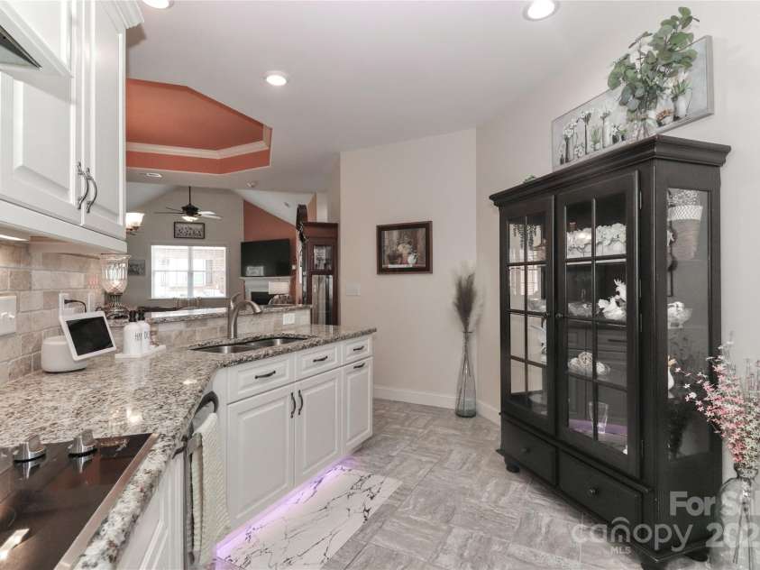 8518 Christalina Lane, Denver, NC 28037.  MLS# CAR4241394, YatesRealty ID 4965. 