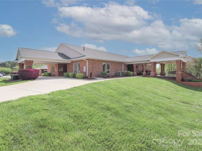 8518 Christalina Lane, Denver, NC 28037.  MLS# CAR4241394, YatesRealty ID 4965. Clubhouse