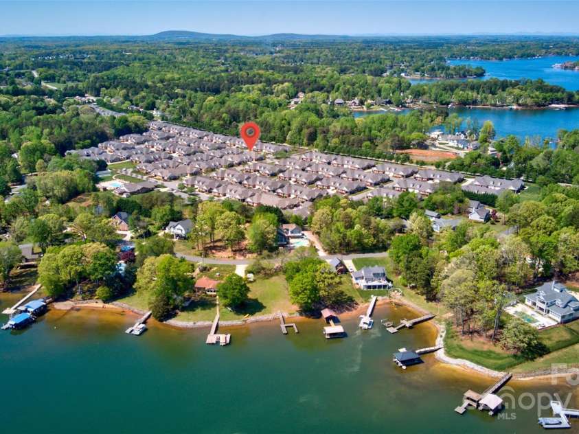 8518 Christalina Lane, Denver, NC 28037.  MLS# CAR4241394, YatesRealty ID 4965. Lake Norman all around!